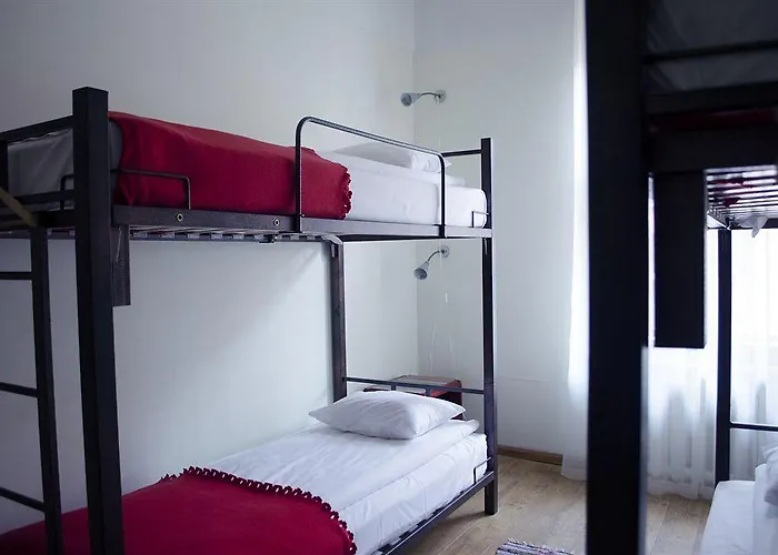 Red Nose With Self-check In Hostel Ρίγα
