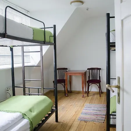 호스텔 Red Nose With Self-check In