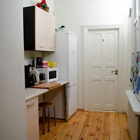 Red Nose With Self-check In Hostal