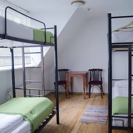 Red Nose With Self-check In