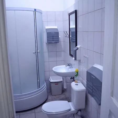 호스텔 Red Nose With Self-check In 리가