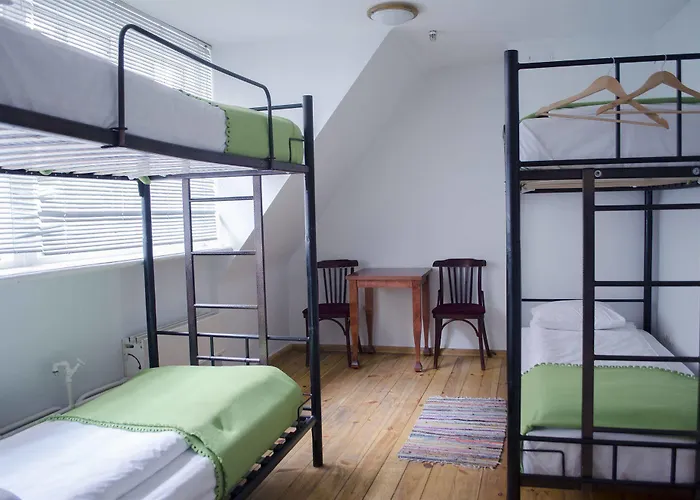 Red Nose With Self-check In