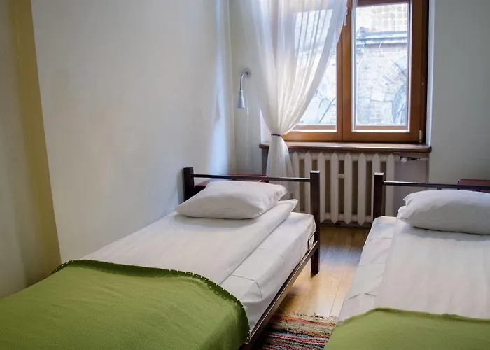 Red Nose With Self-check In