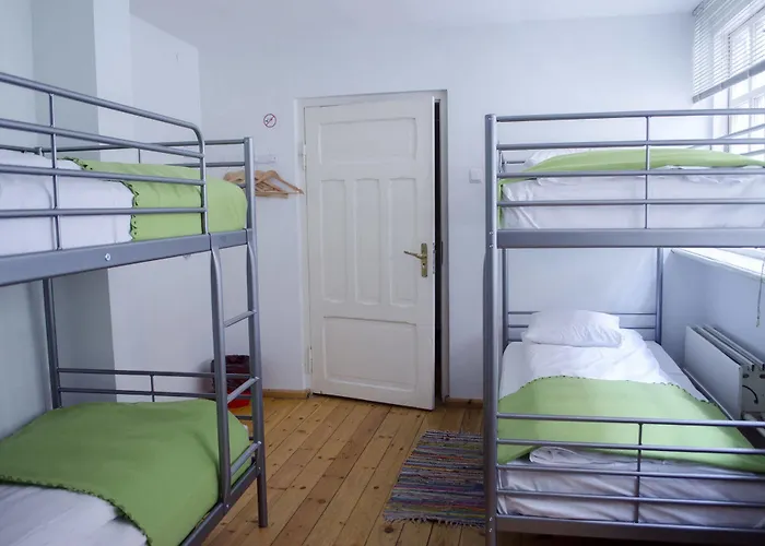 Hostel Red Nose With Self-check In Riga