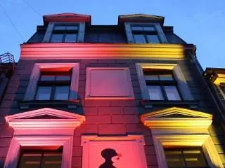 Red Nose With Self-check In *