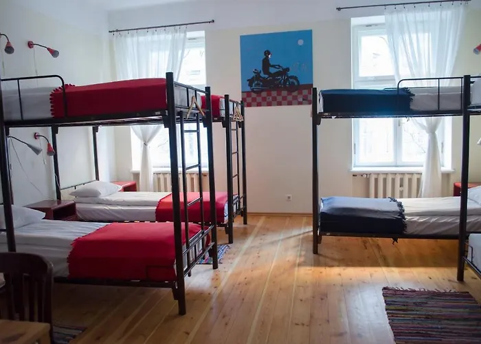 Hostal Red Nose With Self-check In