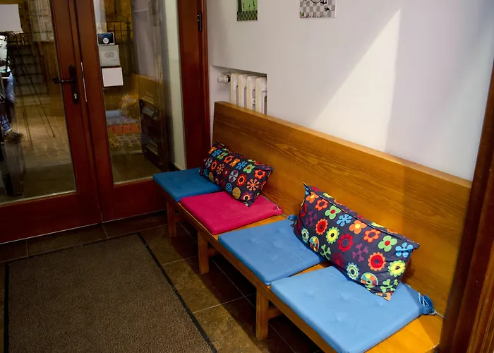 Red Nose With Self-check In Hostal *